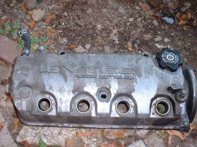 Name:  1.6valvecover.jpg
Views: 4
Size:  63.5 KB